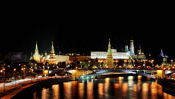 Moskau: Kreml bei Nacht